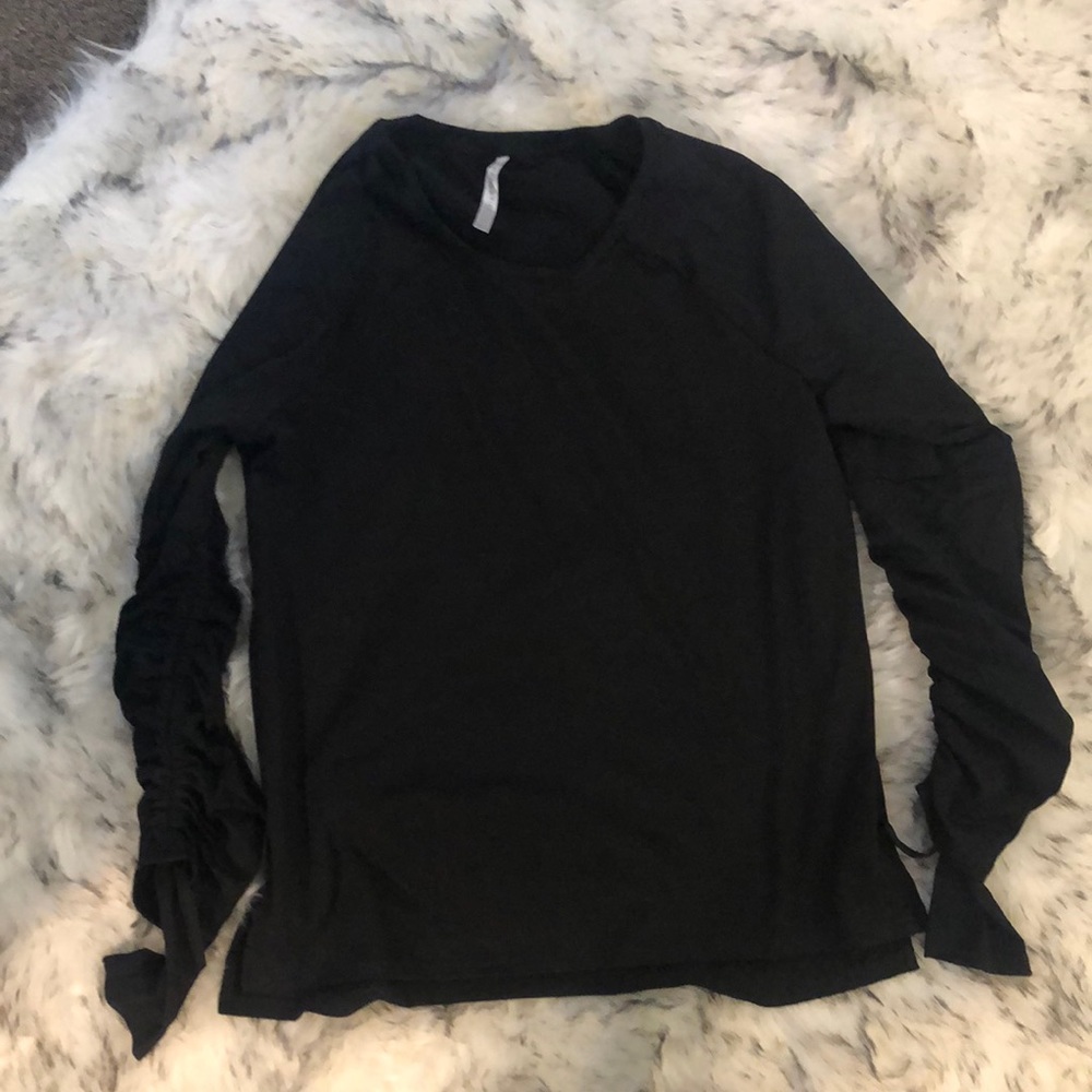 Fabletics cashiel adjustable top